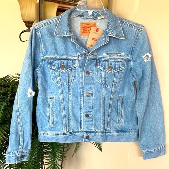 Brand New Levi's Ex-Boyfriend Trucker Jean Jacket Button Up Denim Distressed - Picture 15 of 15